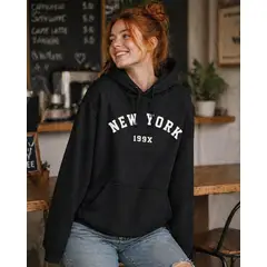 NEBULA - Polera Mujer New York - Negro