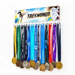 QUIMERA - Medallero Taekwondo Mujer - Colgador Porta Medallas de 36 x 14 cm - Hasta 30 Medallas