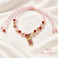 FERNANDA ROMERO JOYAS Y ACCESORIOS - Pulsera Mi Dulce Niña hecha con hilo rosado Tejida a Mano Cristales engastados y Acero