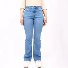 KAYRA POBLET - Jean Flare Tiro Alto Mujer