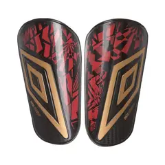 UMBRO - Canilleras Neo Shield Nc Fútbol