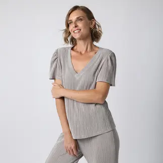 APOLOGY - Blusa Manga Corta Casual Mujer x Viviana Rivas Plata