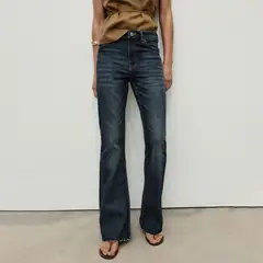 MANGO - Jean Flare Tiro Medio Mujer