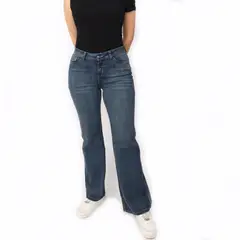 KAYRA POBLET - Jean Boot Cut Tiro Bajo Mujer