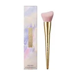 FENTY BEAUTY - "cheek-hugging Bronzer Brush 190
Brocha Para Rubor "