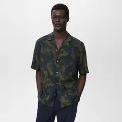 MANGO - Camisa Regular Fit Fluída Estampada Man