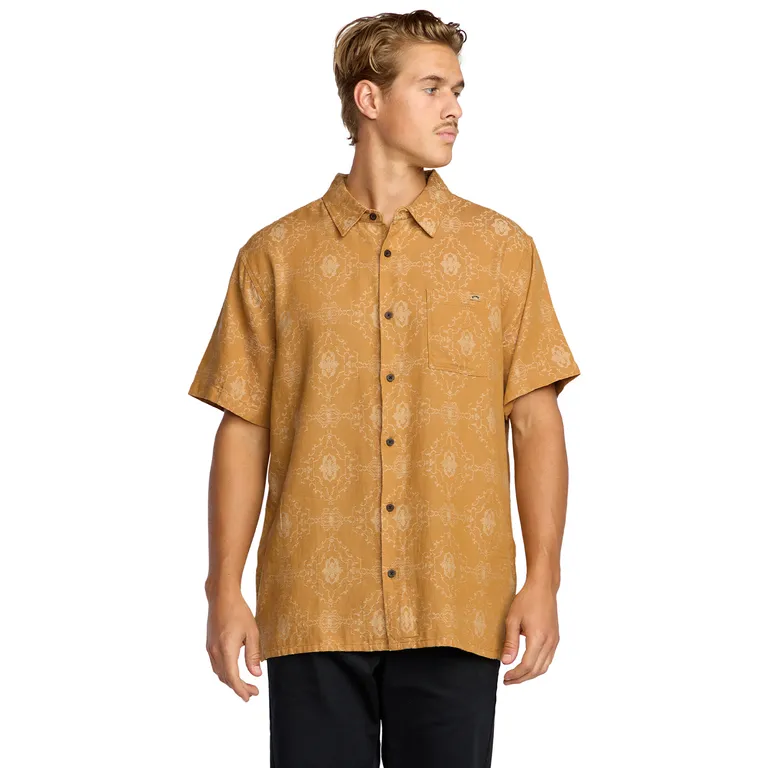 Camisa Manga Corta Regular Fit Hombre