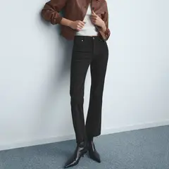 MANGO - Jean Flare Tiro Medio Mujer