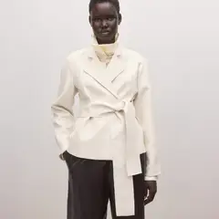 MANGO - Casaca Mujer