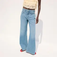 MANGO - Jean Flare Tiro Medio Mujer