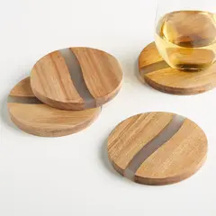 CRATE & BARREL - Set De 4 Posavasos De Madera Y Resina