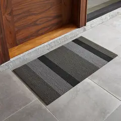 CRATE & BARREL - Felpudo Rayas Plateado y Negro Chilewich 91x51cm