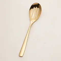 CRATE & BARREL - Cuchara Ranurada Para Servir Dorada