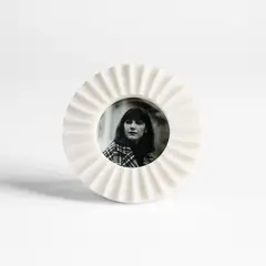 CRATE & BARREL - Marco de Foto Fluted 13cm