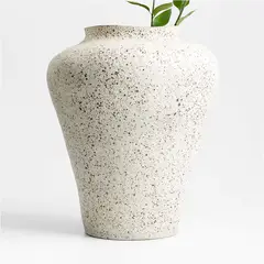 CRATE & BARREL - Florero Blanco Poe con Esmalte Volcánico 41cm