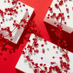 CRATE & BARREL - Guinarlda Navideña Cascabeles Roja