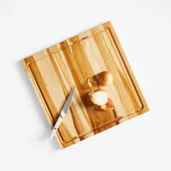 CRATE & BARREL - Tabla de Picar Reversible de Madera de Teca