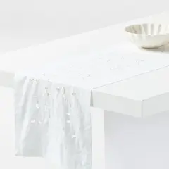 CRATE & BARREL - Camino De Mesa Lace 100% Algodón 305cm