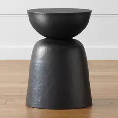 CRATE & BARREL - Mesa Auxiliar Fernando de Hierro