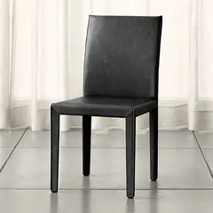CRATE & BARREL - Silla de Comedor Folio Viola de Cuero Negro