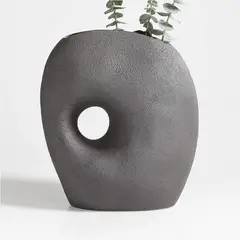 CRATE & BARREL - Florero de Cerámica Clyborne Black (41cm)