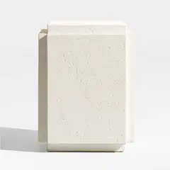 CRATE & BARREL - Mesa Auxiliar Puebla De Concreto Blanco Para Interior/Exterior