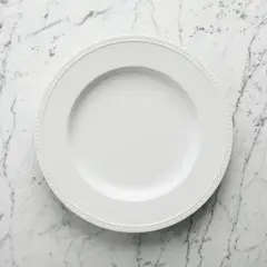 CRATE & BARREL - Plato de Fondo Staccato