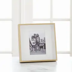 CRATE & BARREL - Marco Latón Cepillado 13x18cm
