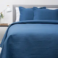 BASEMENT HOME - Cubrecama Rick New