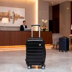 BENETTON - Maleta de Cabina Shell