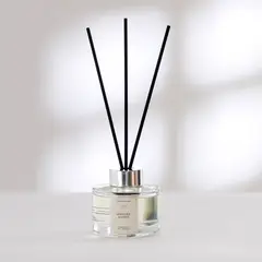 BASEMENT HOME - Difusor Aromático Lirio y Flor de Loto 150ml