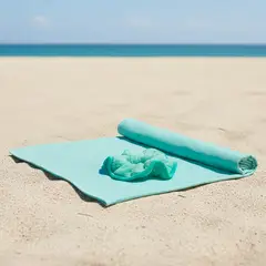 BENETTON - Neceser + Toalla Microfibra + Scrunchie