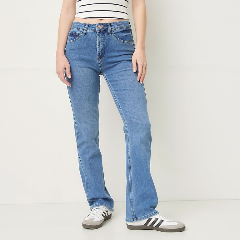 Jean Straight Tiro Medio Mujer