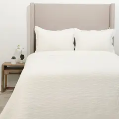 BASEMENT HOME - Cubrecama Rivo 100% Algodón