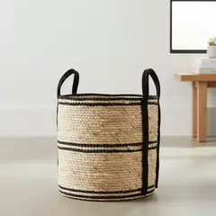 MICA - Canasto Decorativo Crudo con Detalles Negros 33x31cm