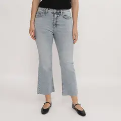 BASEMENT - Jean Flare Tiro Alto Mujer