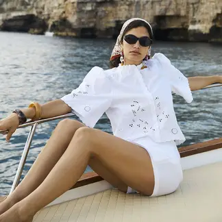 BASEMENT - Blusa Manga Corta Mujer