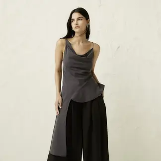 BASEMENT - Polo Sin Mangas Asimétrico Mujer Studio