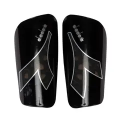 DIADORA - Canilleras Deportivas Hombre