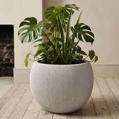 MICA - Maceta Rayas Gris Poliresina 53x41cm