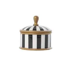 BASEMENT HOME - Adorno Carpa 8.5x7 cm