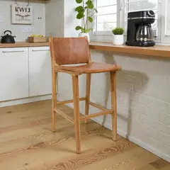 BASEMENT HOME - Silla De Bar Grand Mindi De Cuero Caramelo