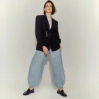 BASEMENT - Blazer Con Hebilla Mujer