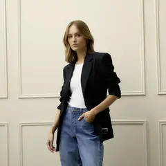 BASEMENT - Blazer Con Hebilla Mujer