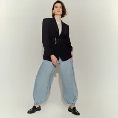 BASEMENT - Blazer Con Hebilla Mujer