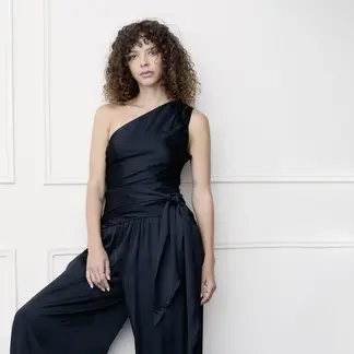 BASEMENT - Blusa Asimétrica Mujer