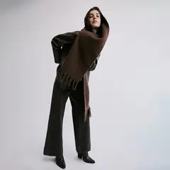 BASEMENT - Bufanda Mujer