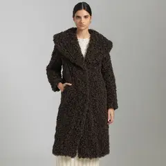 FALABELLA - Abrigo Mujer Jorge Luis Salinas