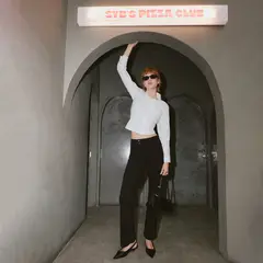 SYBILLA - Pantalón Flare Tiro Medio Mujer