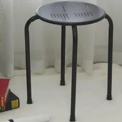 CASA BONITA - Banco perforado acero Negro